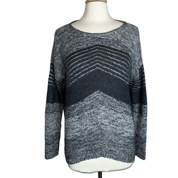 Express Sweater Women's XS Wool Mohair Blend Round Neck Lightweight - Picture 1 of 5